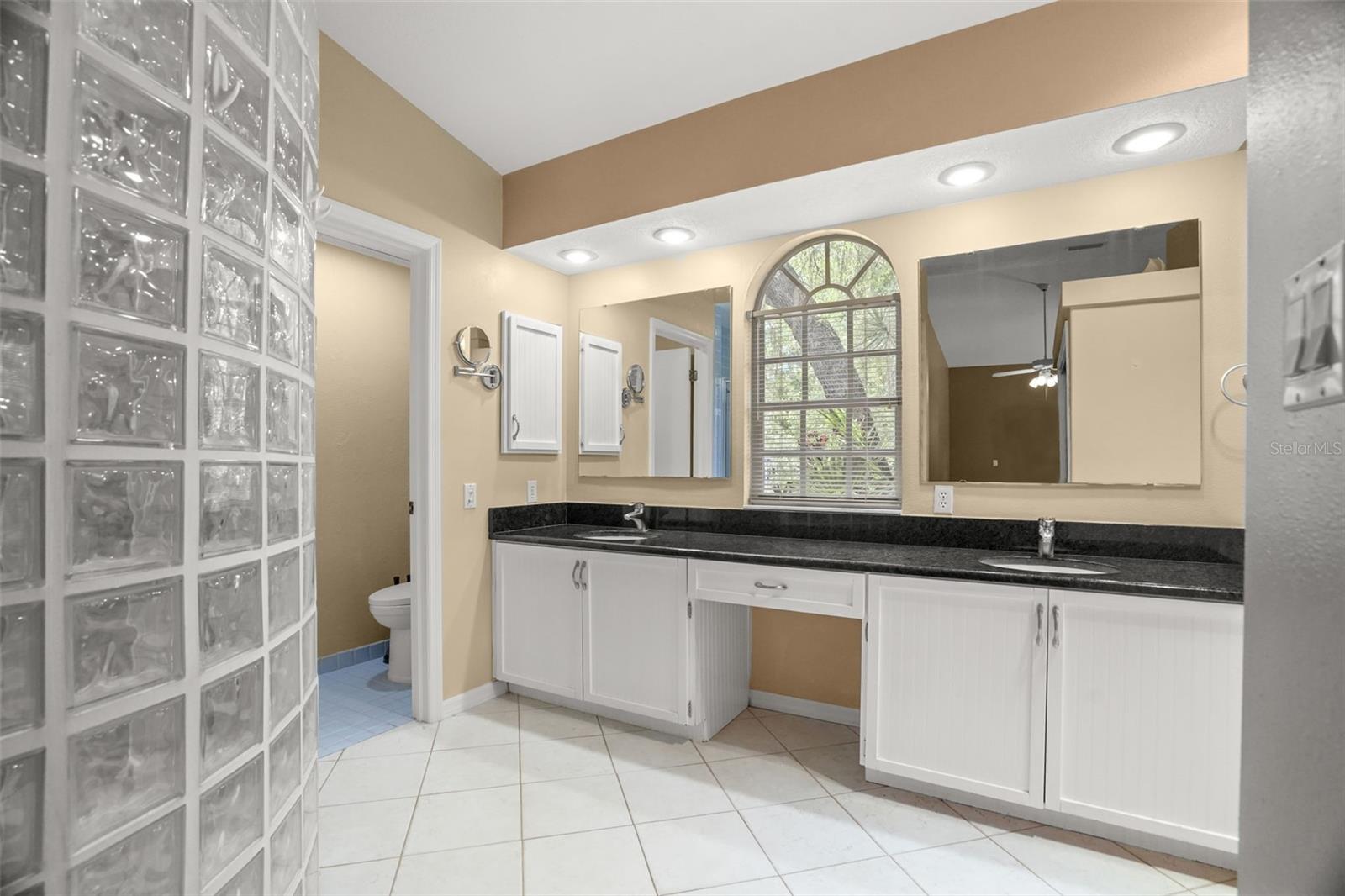 8020 MOONLIGHT LN — photo 9