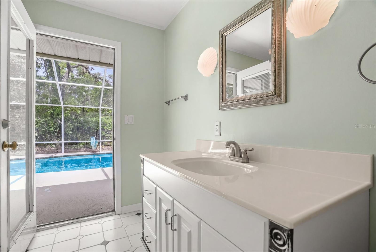 8020 MOONLIGHT LN — photo 16