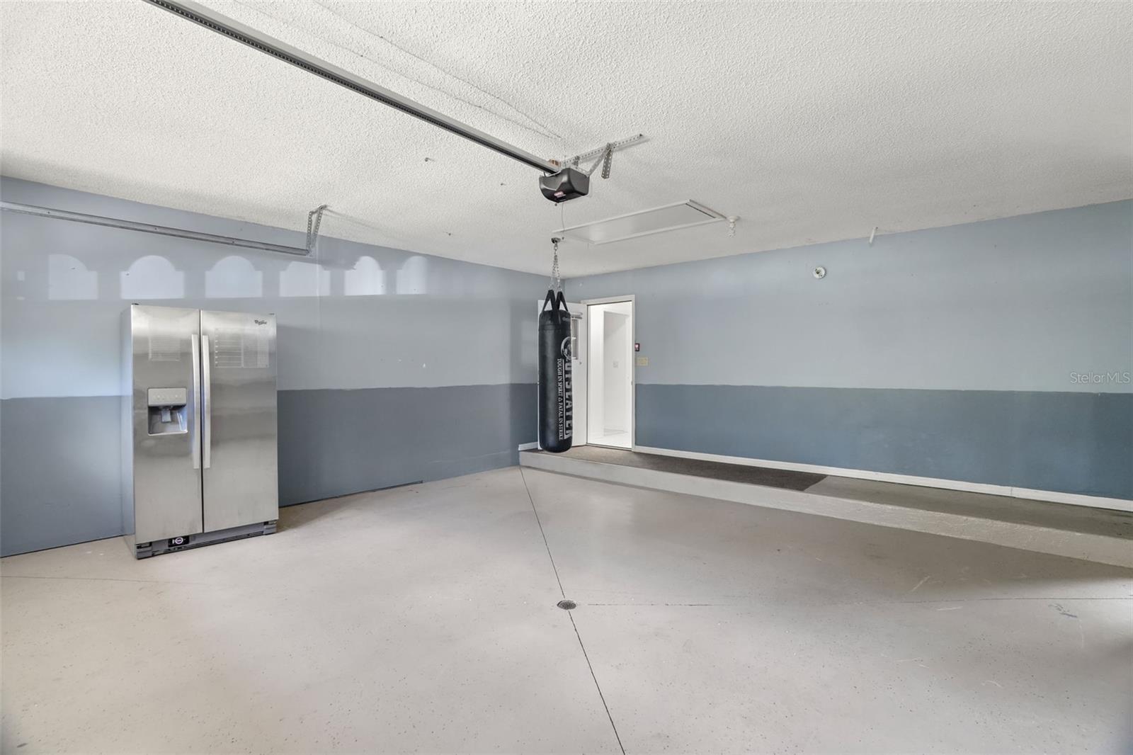 8020 MOONLIGHT LN — photo 21