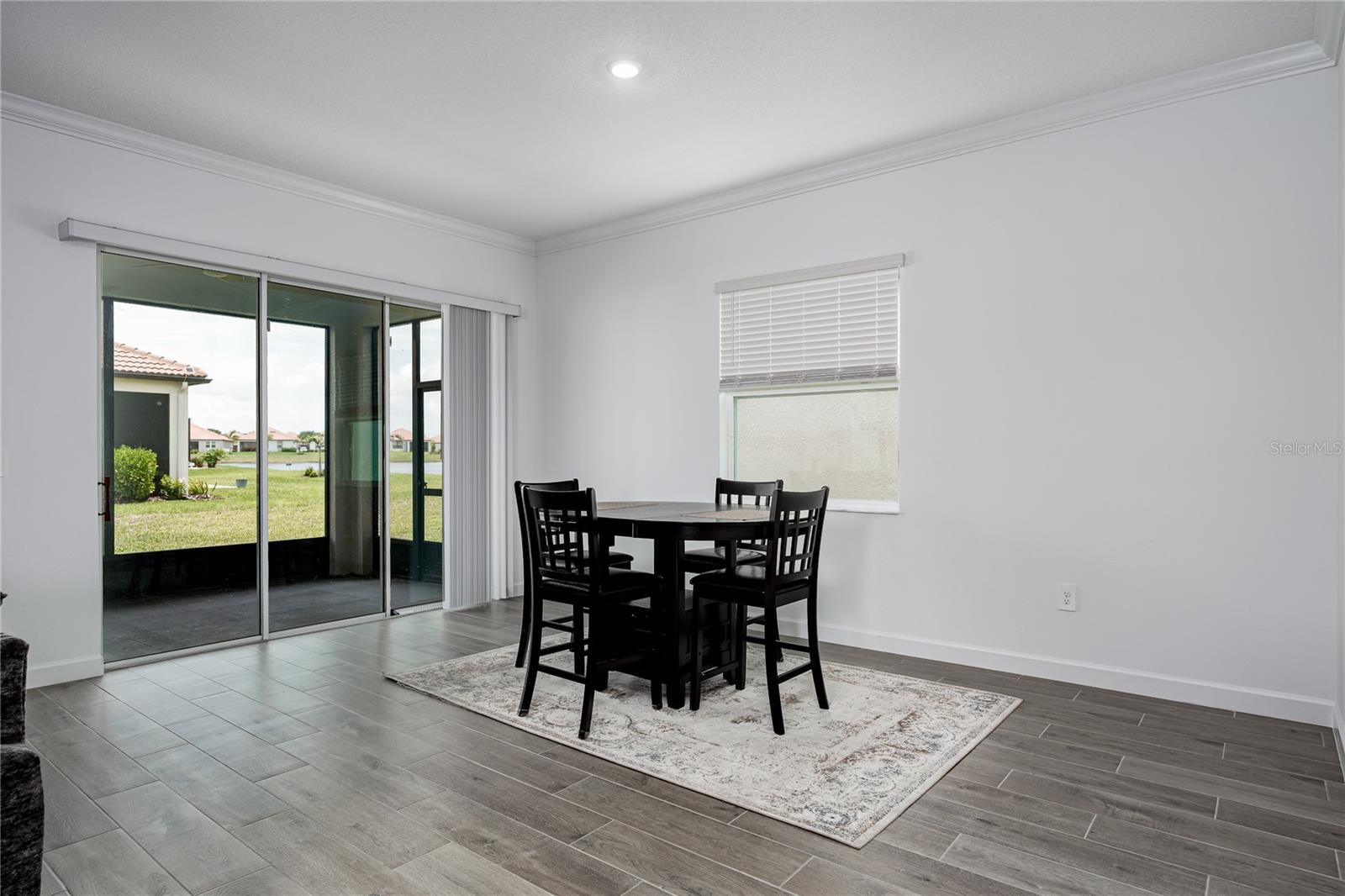 17439 HOLLY WELL AVE — photo 9