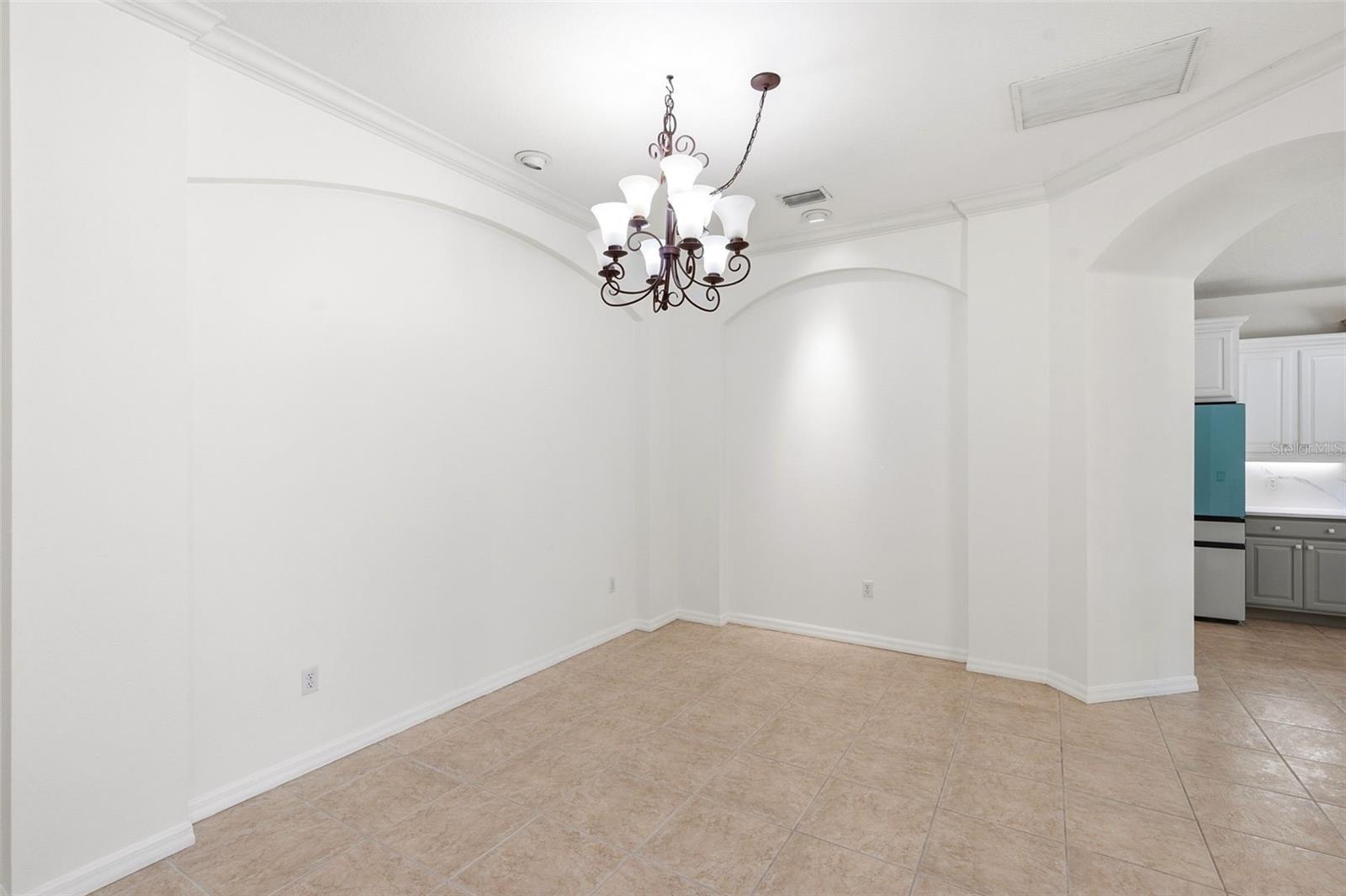 6611 CHICKADEE LN — photo 13