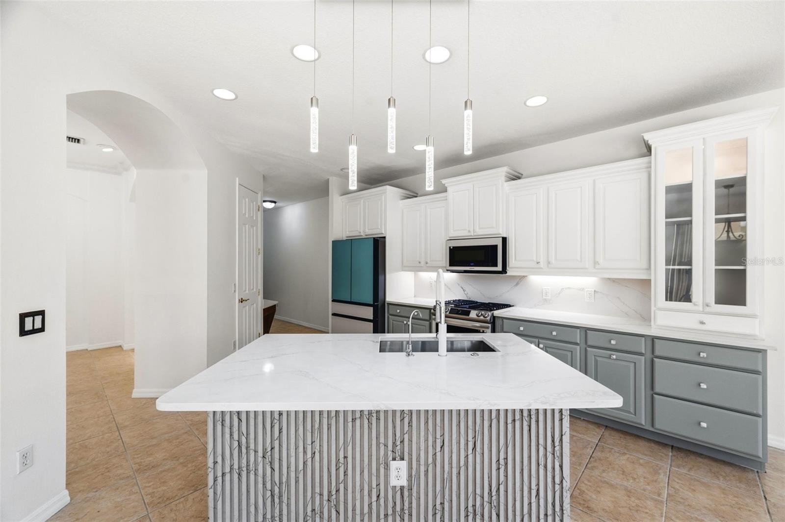 6611 CHICKADEE LN — photo 21