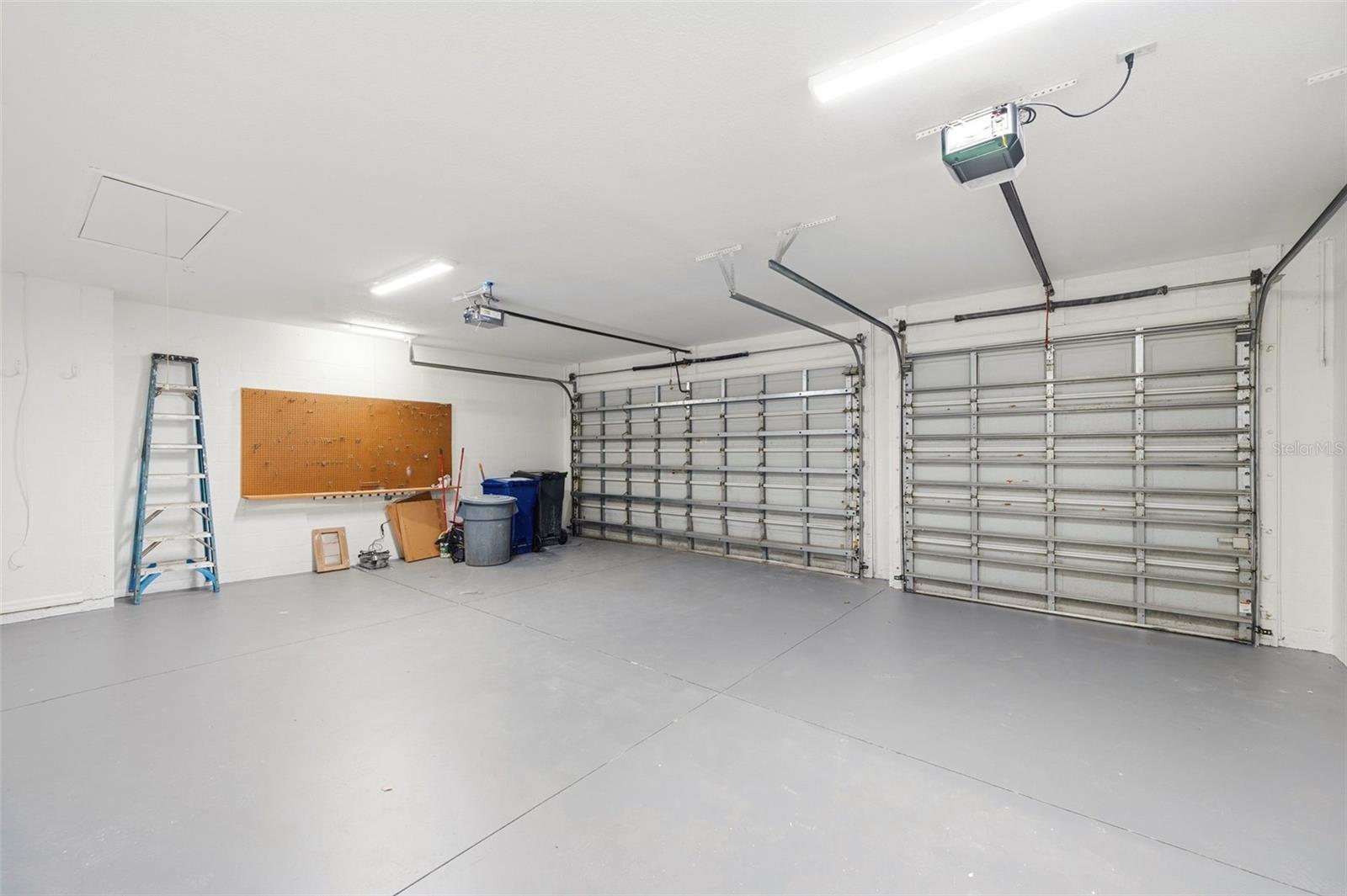 6611 CHICKADEE LN — photo 64