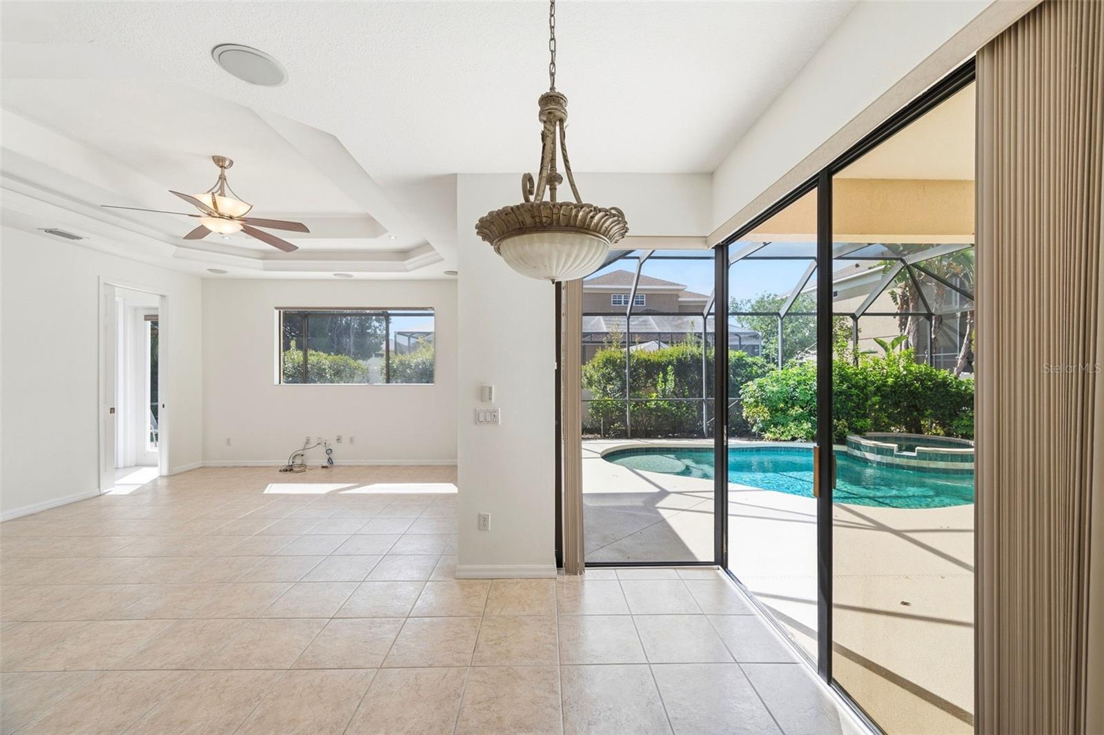 6611 CHICKADEE LN — photo 18
