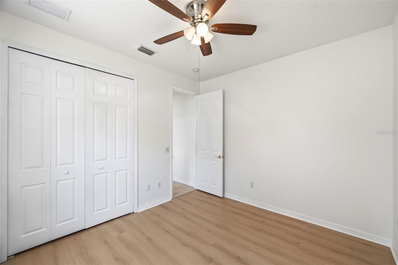 6611 CHICKADEE LN — photo 52