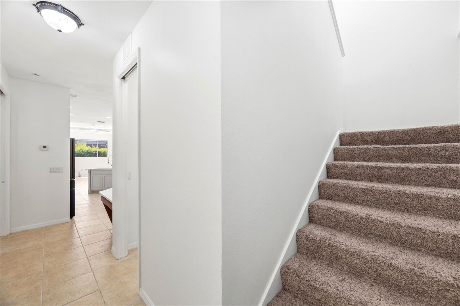 6611 CHICKADEE LN — photo 58