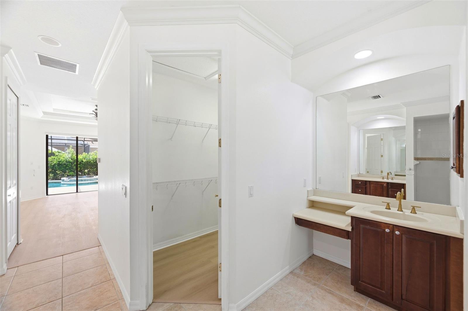 6611 CHICKADEE LN — photo 37