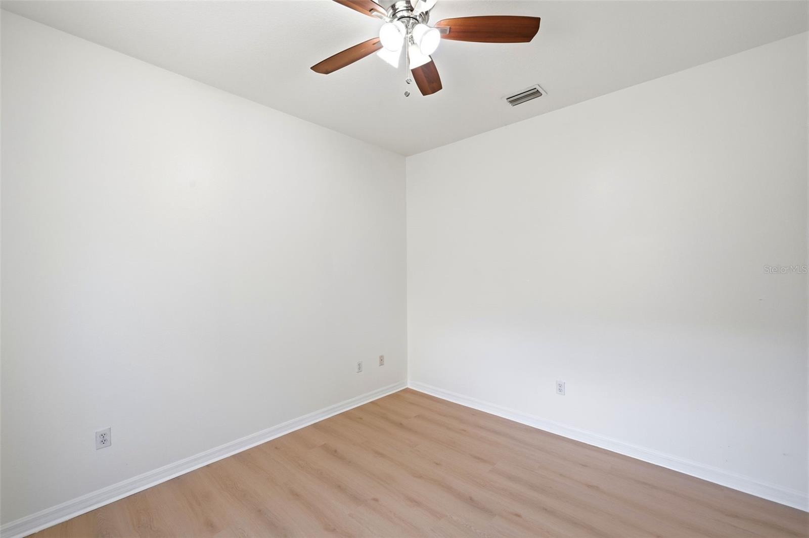 6611 CHICKADEE LN — photo 47