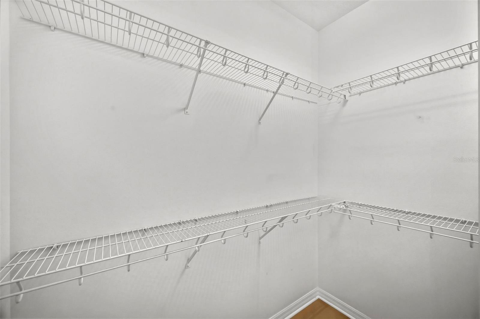 6611 CHICKADEE LN — photo 36