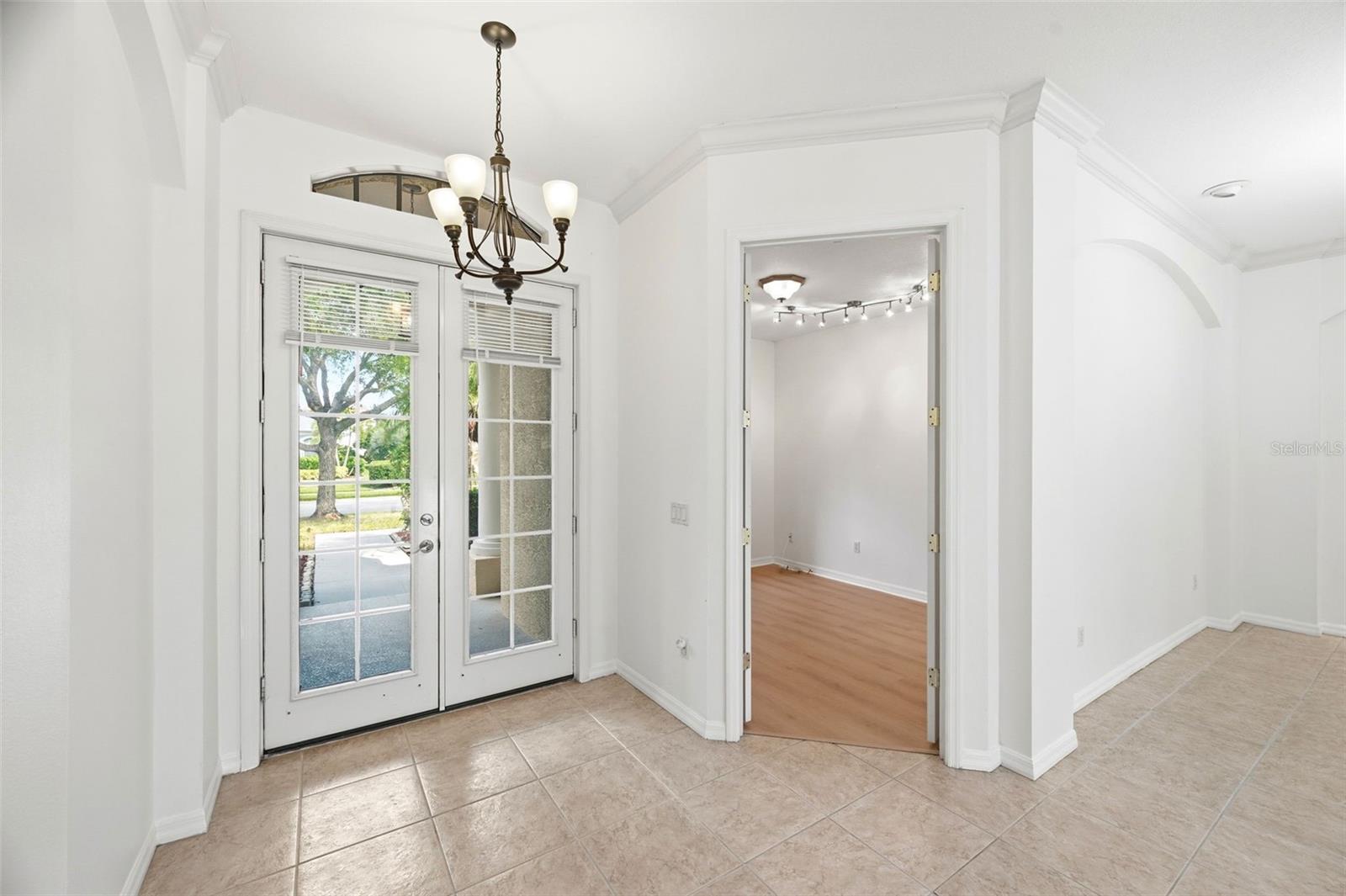 6611 CHICKADEE LN — photo 7