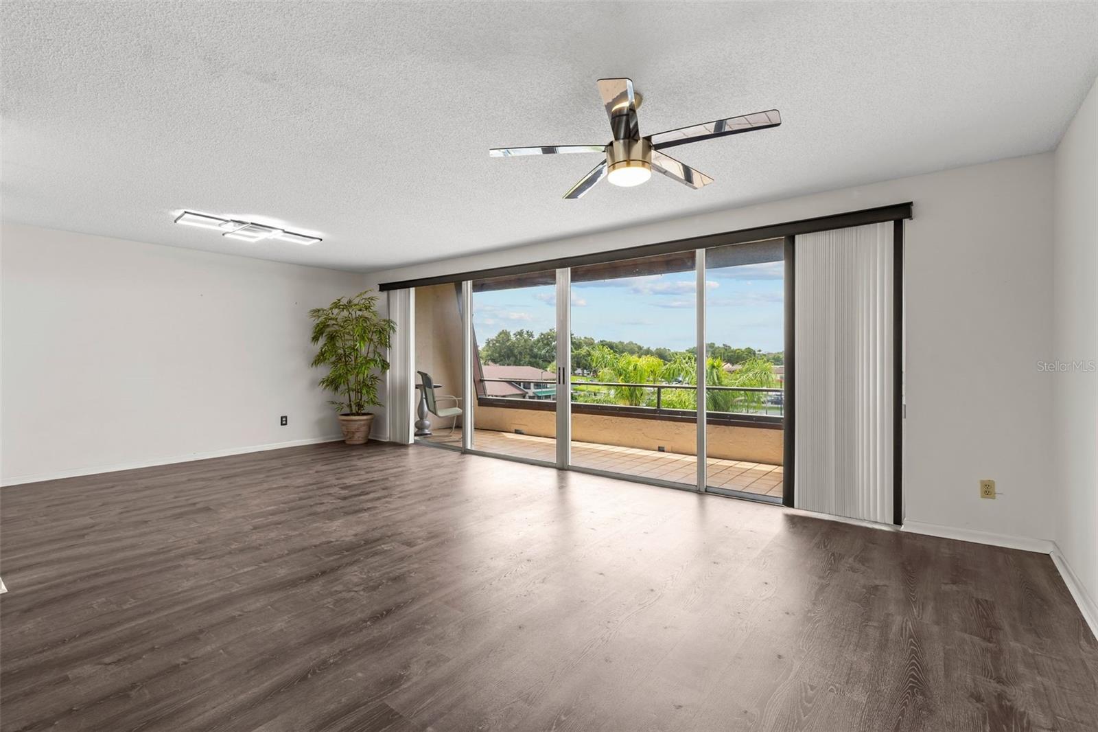 3021 COUNTRYSIDE BLVD #44A — photo 8