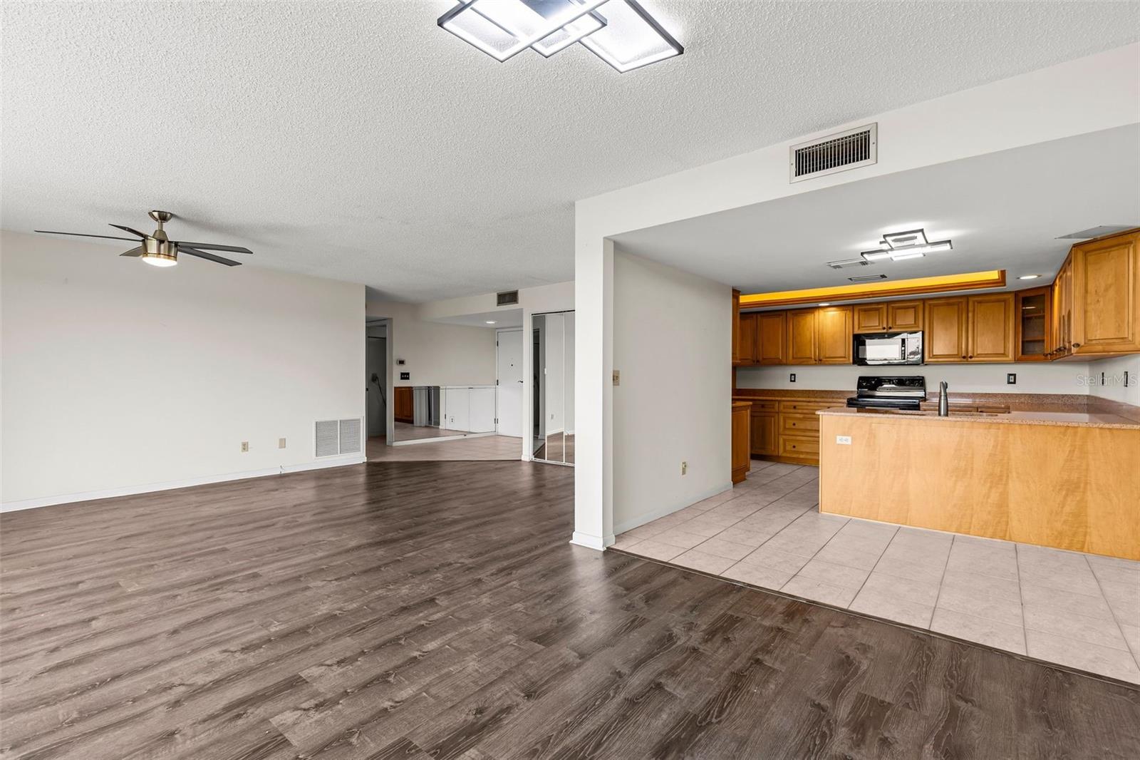 3021 COUNTRYSIDE BLVD #44A — photo 9