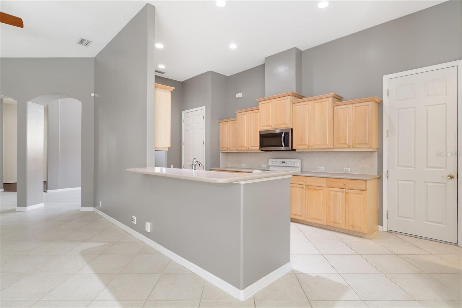 4770 MAINSAIL DR — photo 21