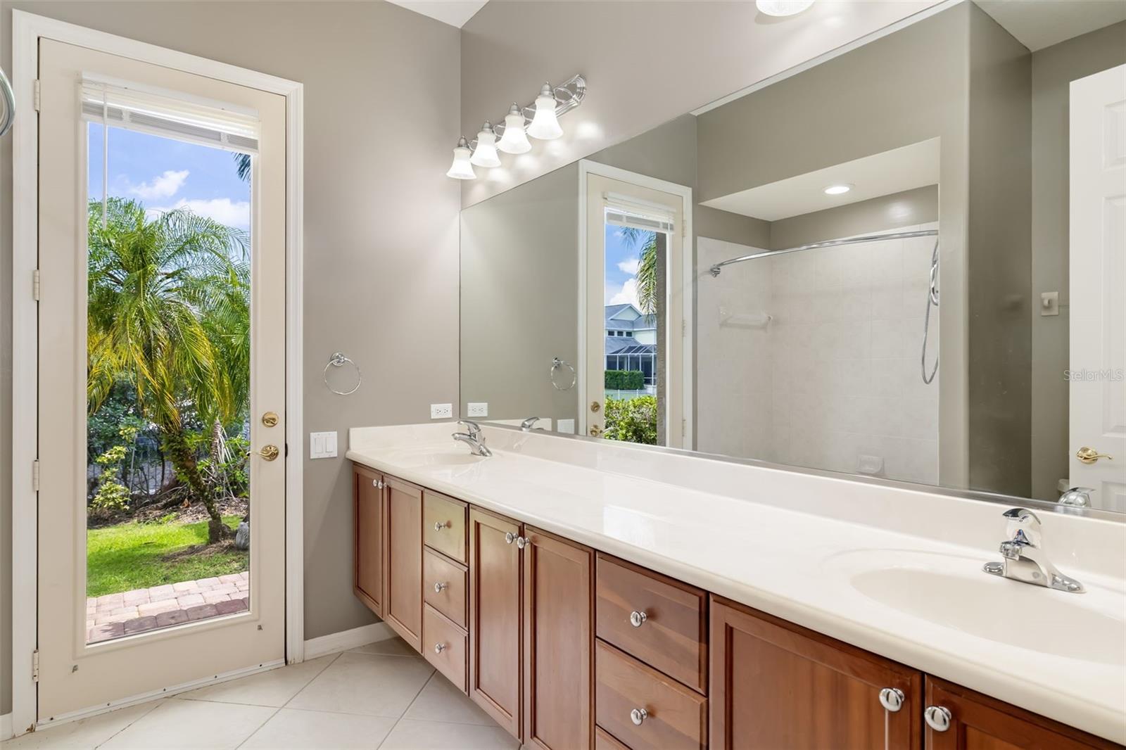 4770 MAINSAIL DR — photo 32