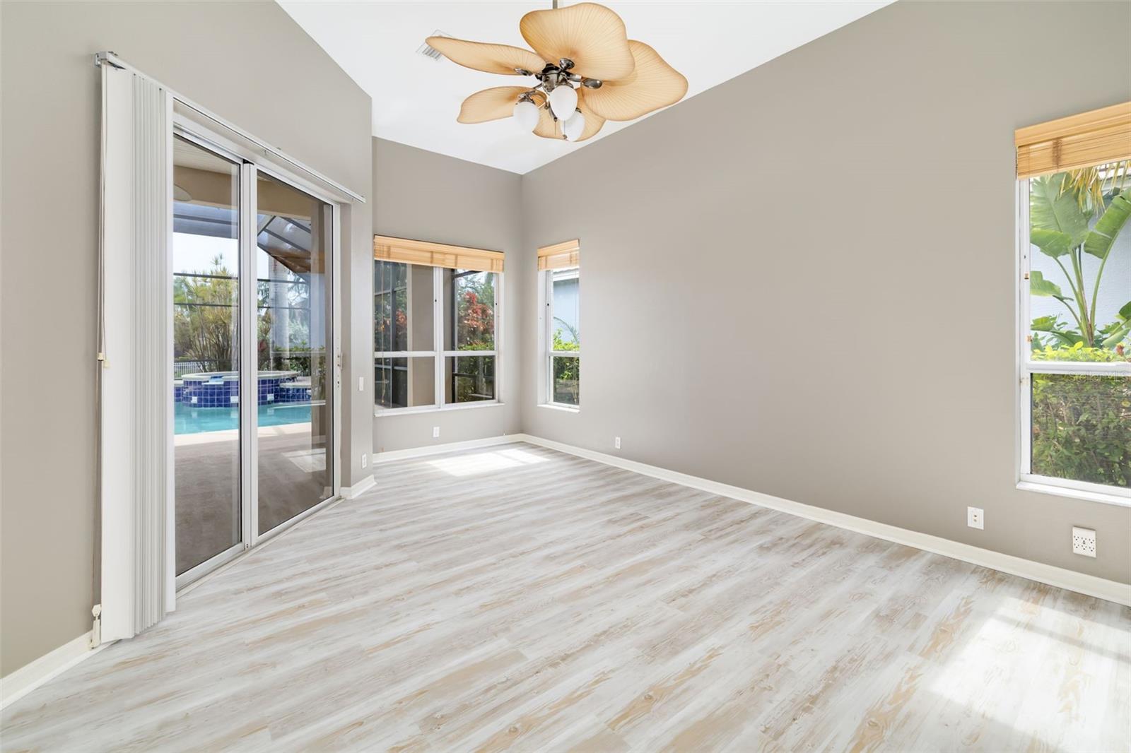 4770 MAINSAIL DR — photo 25