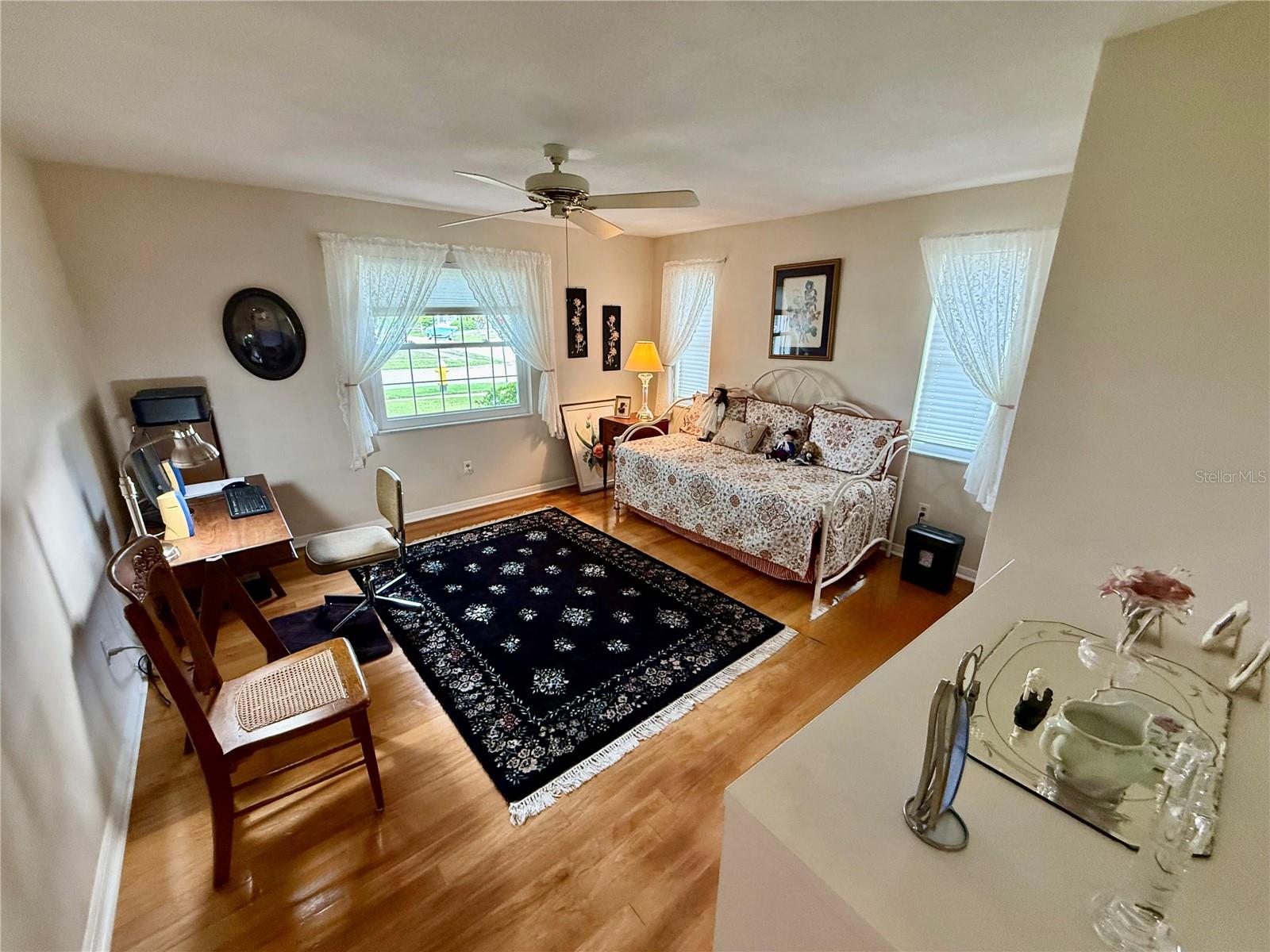 1853 PARADISE LN — photo 41