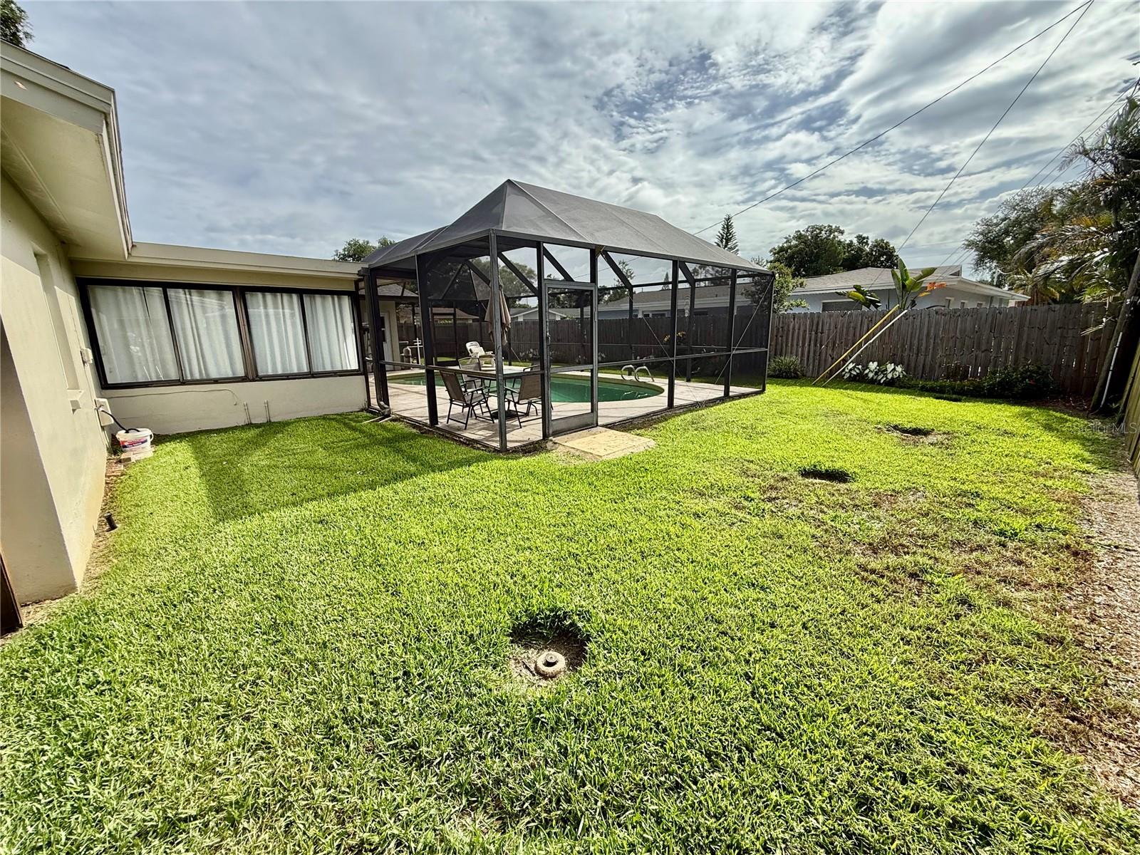 1853 PARADISE LN — photo 54