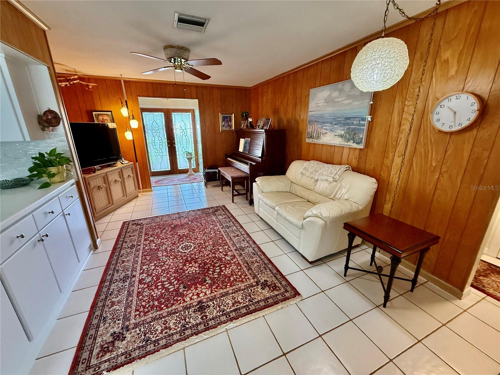 1853 PARADISE LN — photo 28