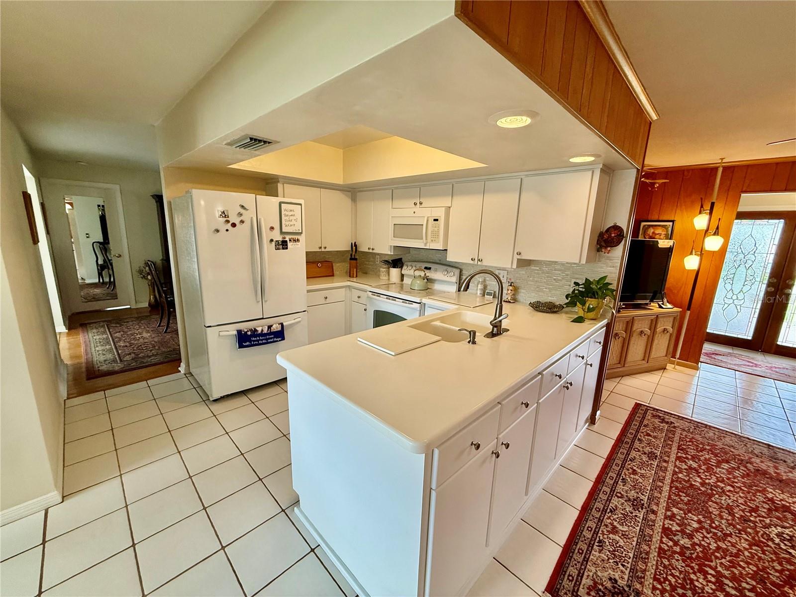 1853 PARADISE LN — photo 20