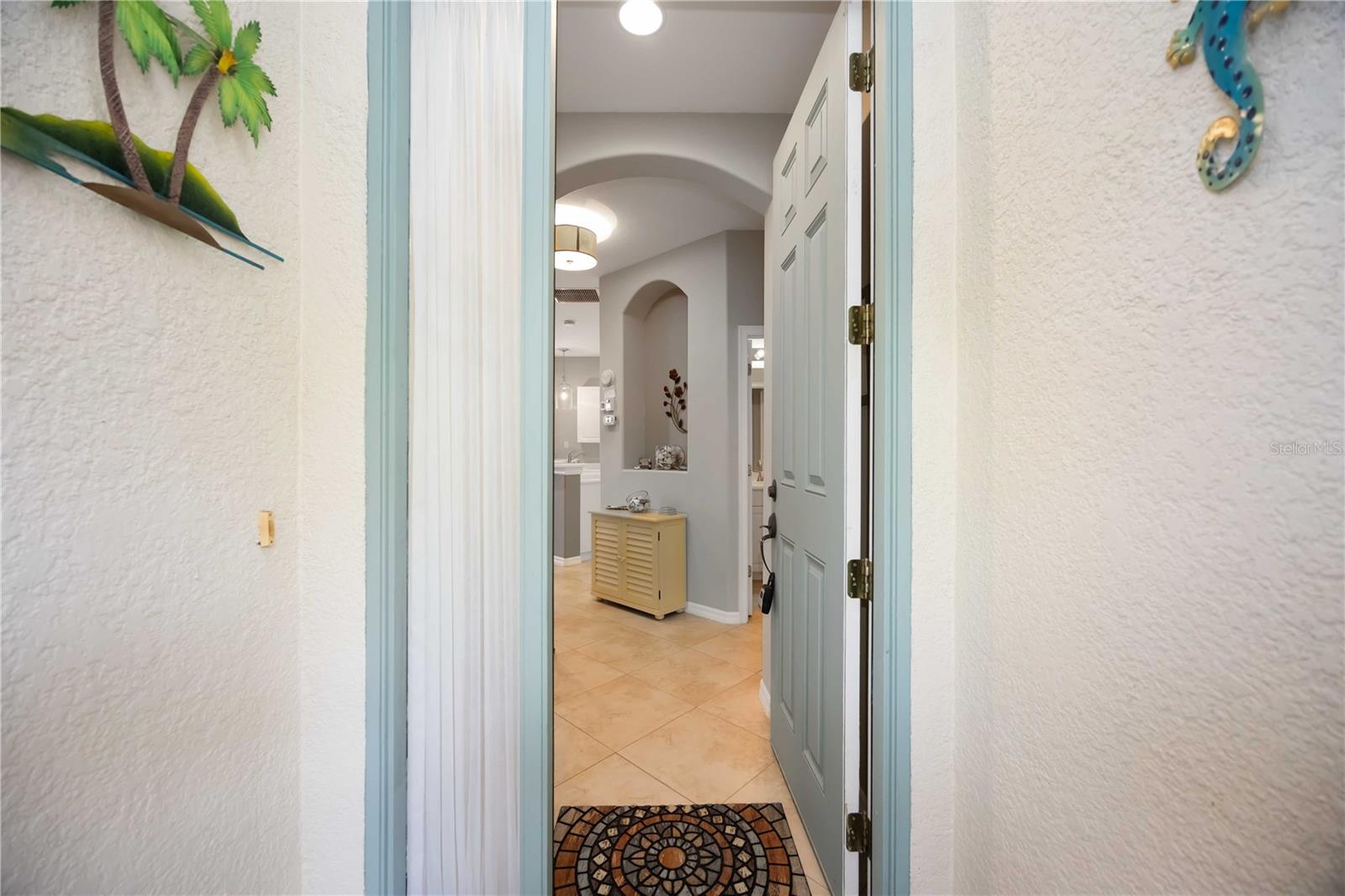 242 MESTRE PL — photo 4