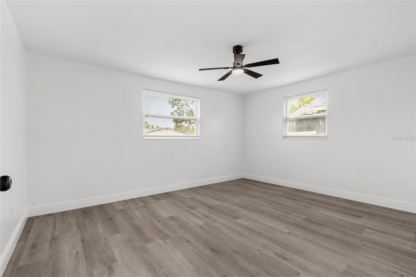4820 SALEM DR — photo 20