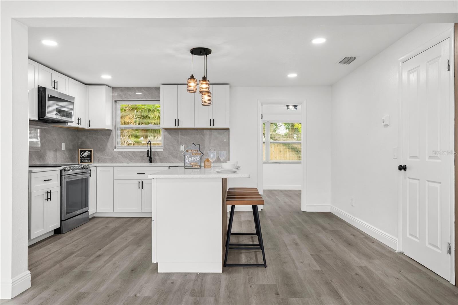 4820 SALEM DR — photo 13