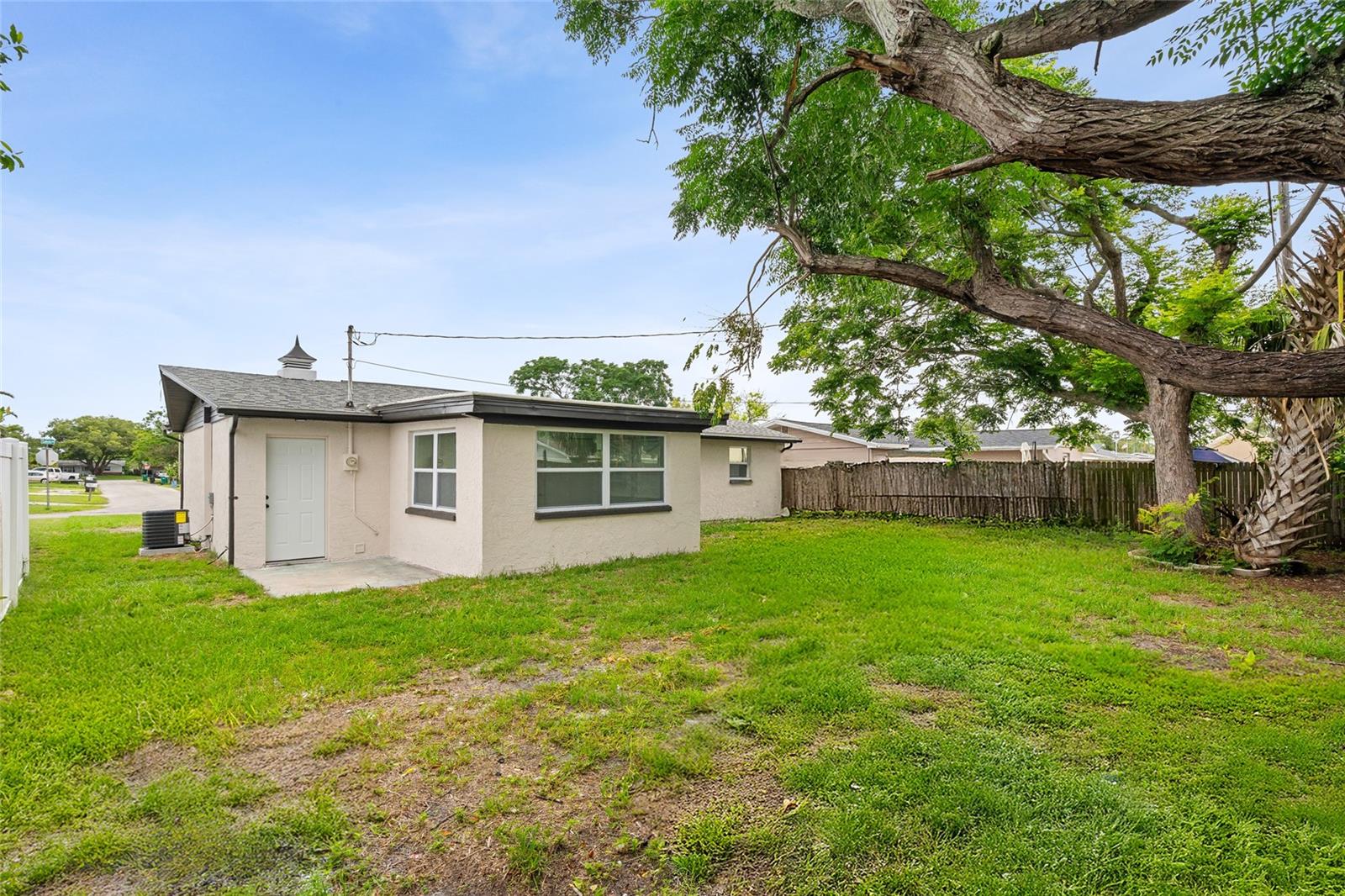 4820 SALEM DR — photo 29