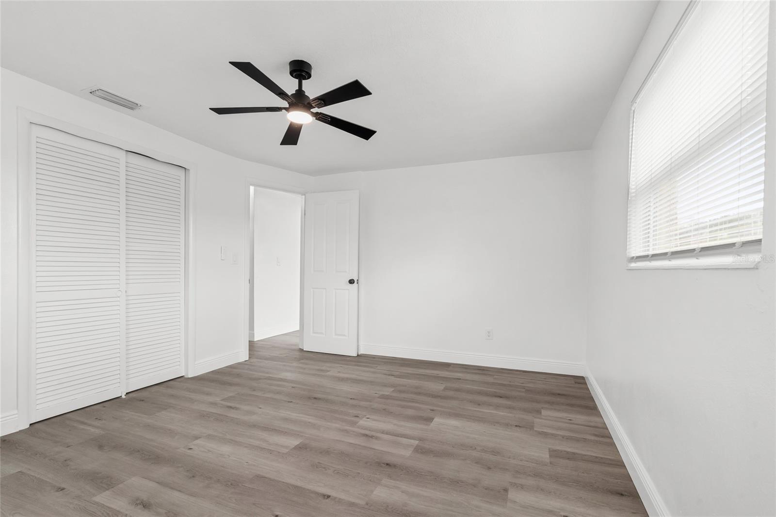 4820 SALEM DR — photo 22