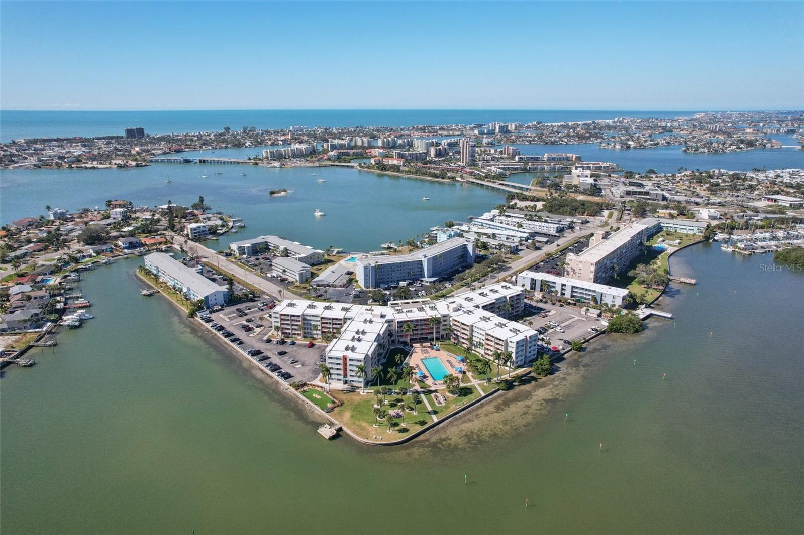 1847 SHORE DR S #711 — photo 34