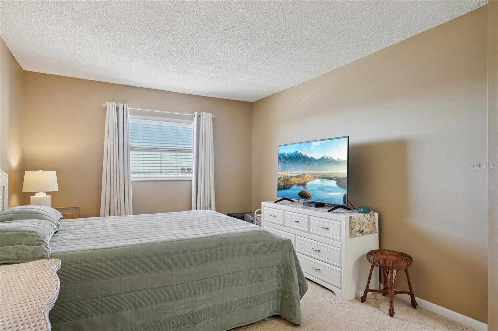1847 SHORE DR S #711 — photo 22