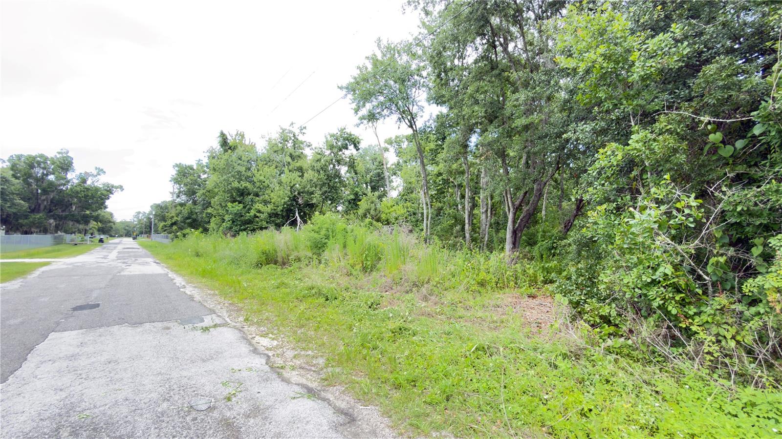 7402 LAND DR — photo 4