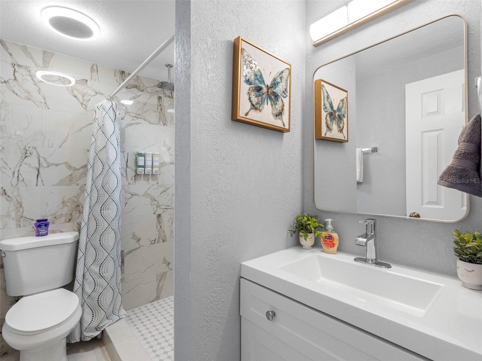 1036 VIKING DR — photo 14