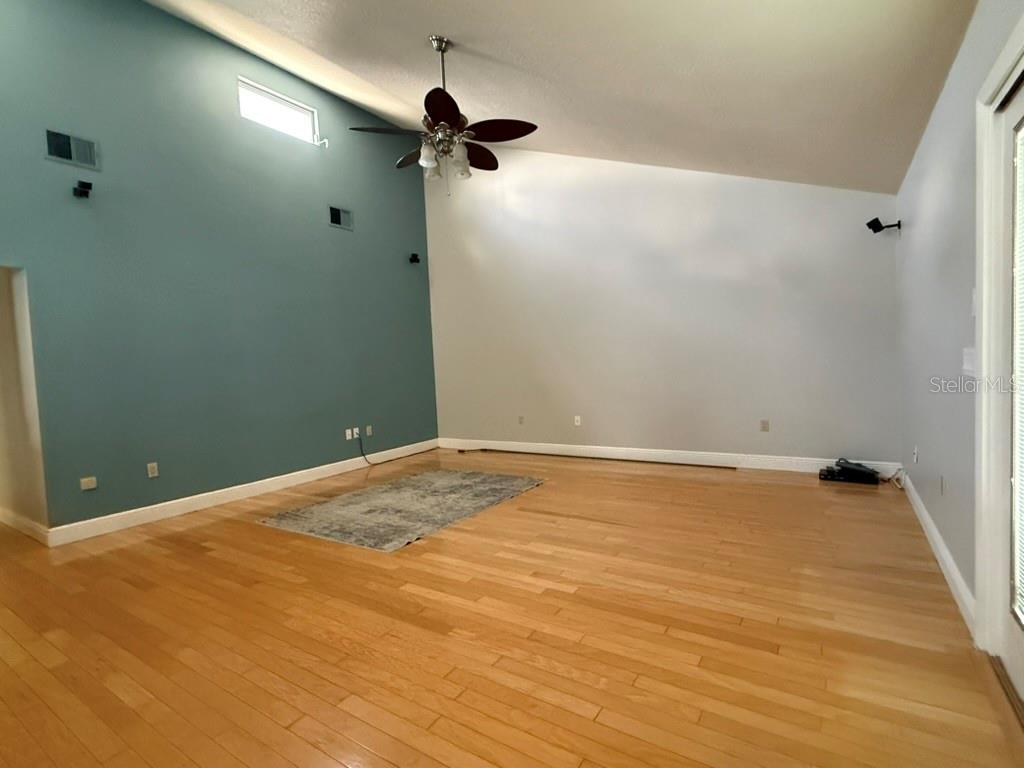 7637 HATTERAS DR — photo 23
