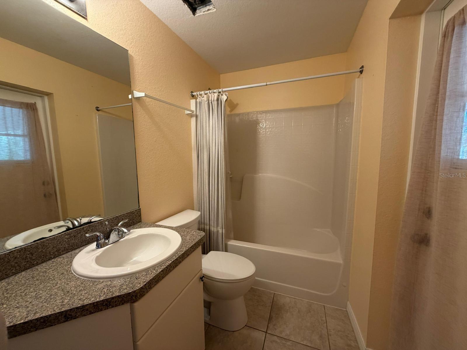 2204 SPARKLE LN — photo 37