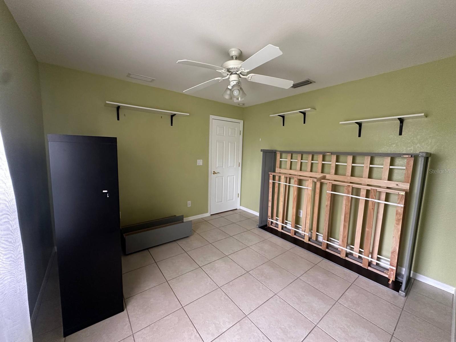 2204 SPARKLE LN — photo 57