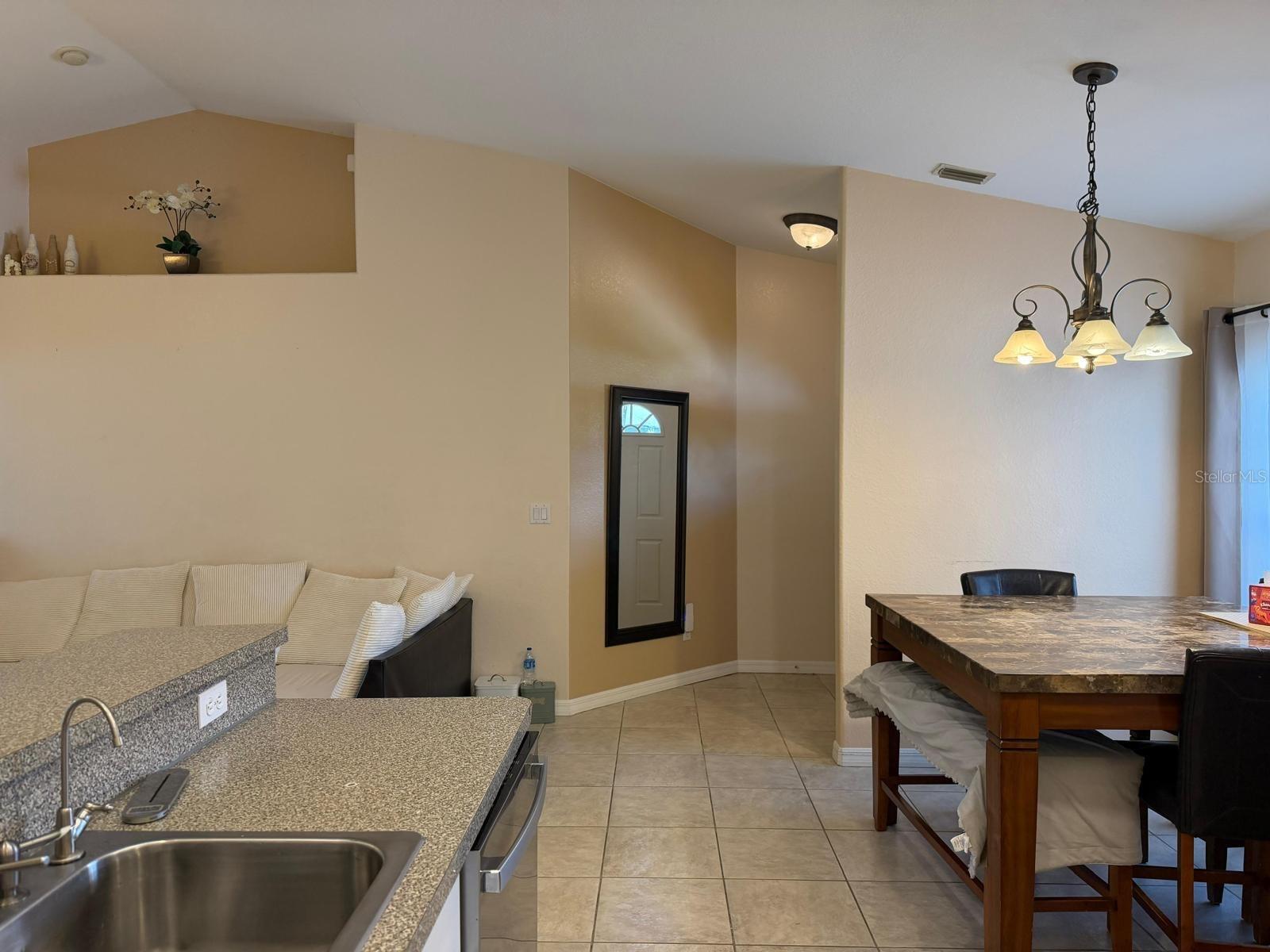 2204 SPARKLE LN — photo 44