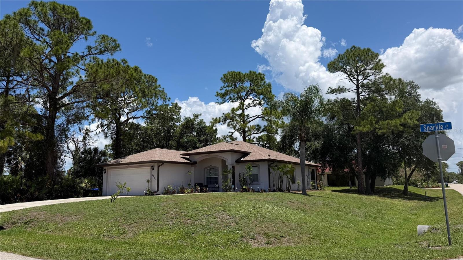 2204 SPARKLE LN — photo 2