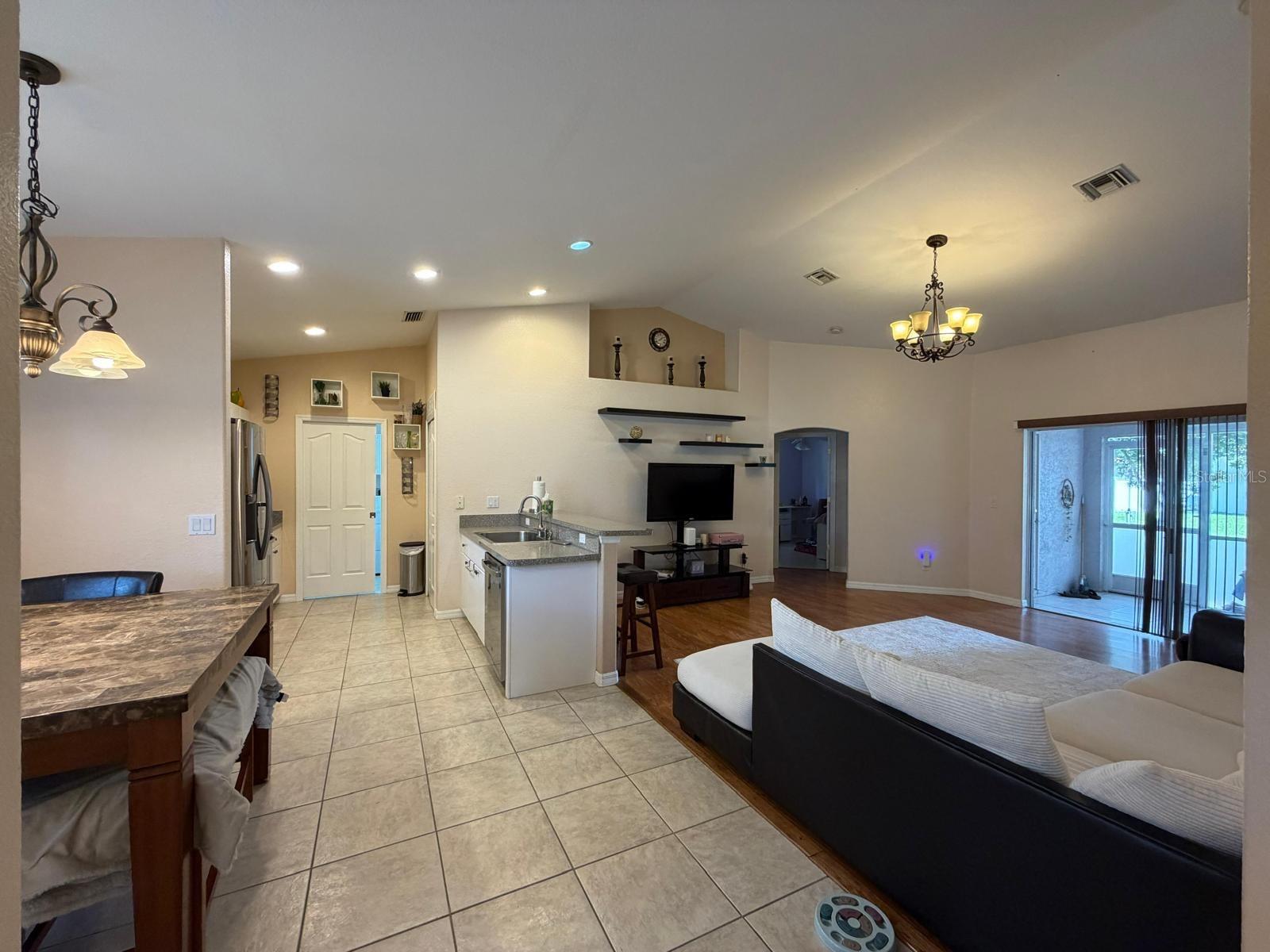 2204 SPARKLE LN — photo 49