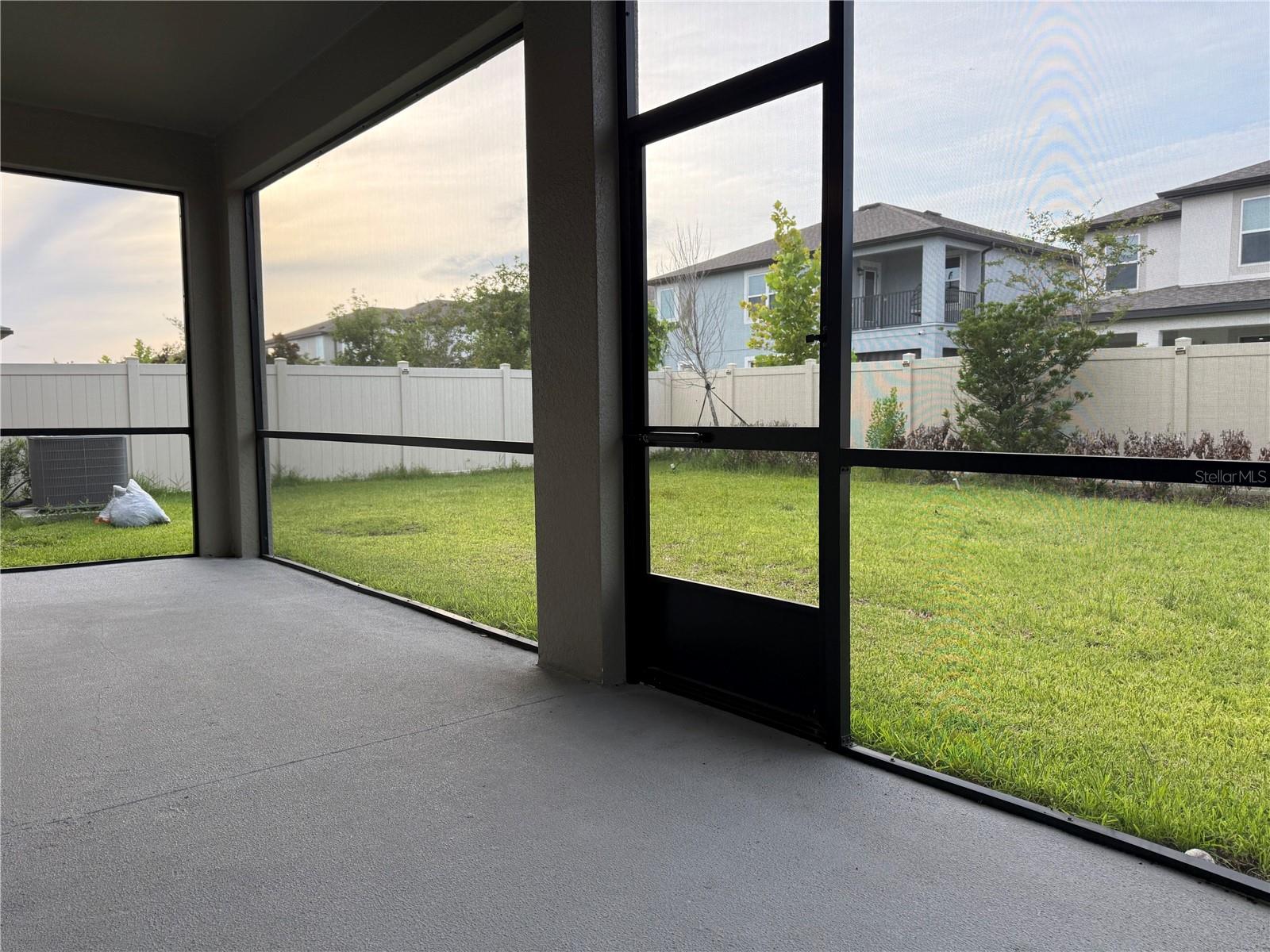 33263 SYCAMORE LEAF DR — photo 44