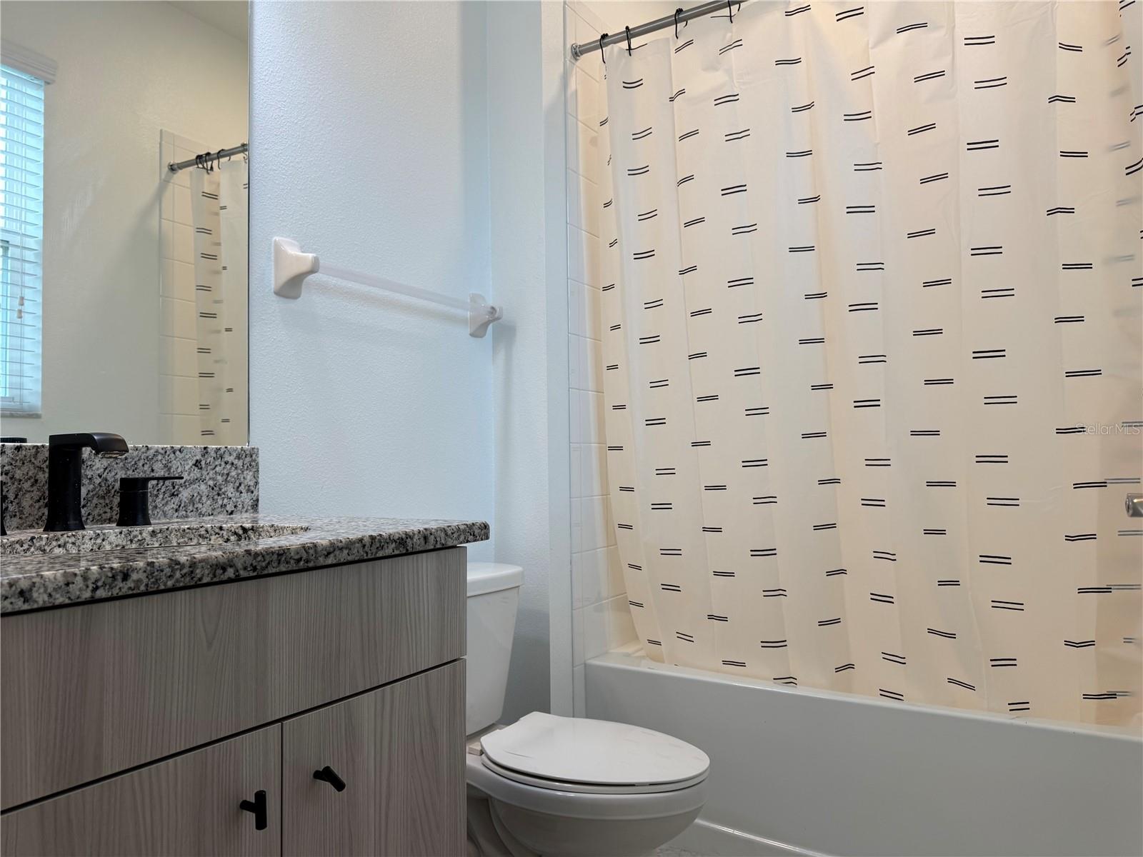 33263 SYCAMORE LEAF DR — photo 36