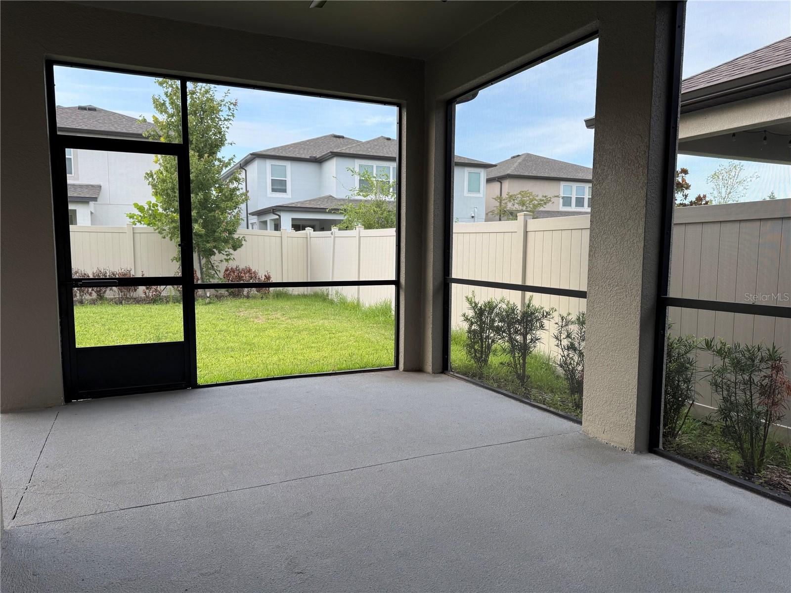 33263 SYCAMORE LEAF DR — photo 42