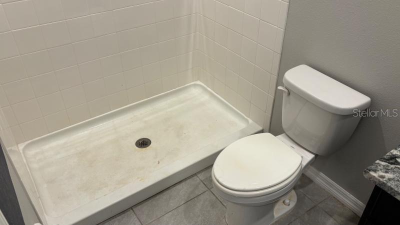 16453 WOODSIDE GLN — photo 8