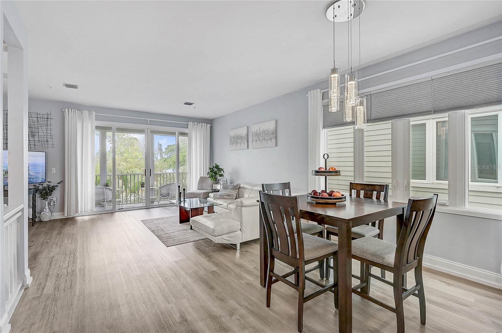 508 FOREST WAY — photo 4