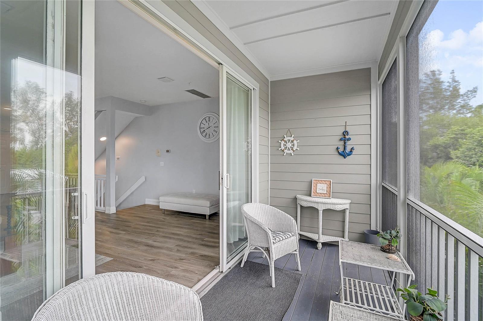 508 FOREST WAY — photo 8