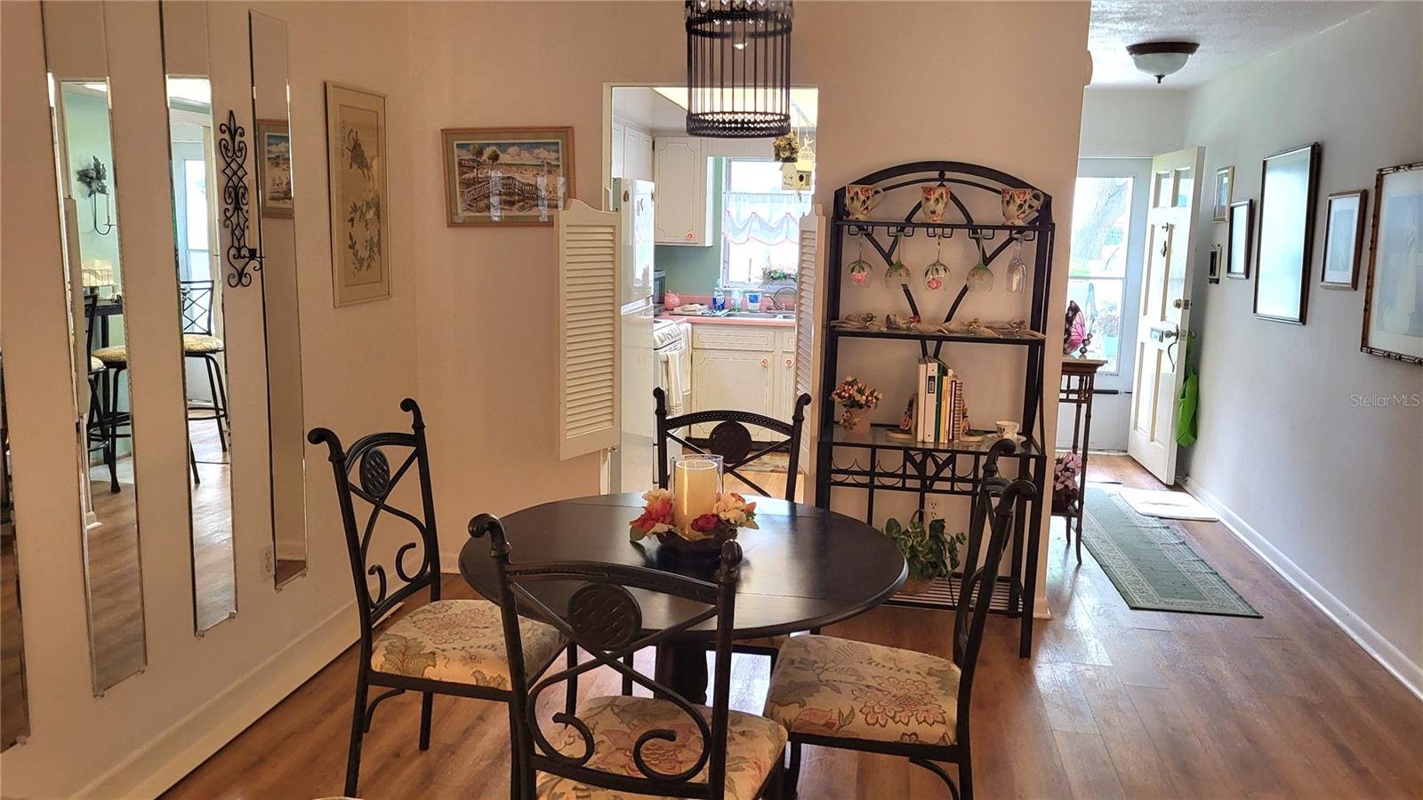 1421 NORMANDY PARK DR #4 — photo 5
