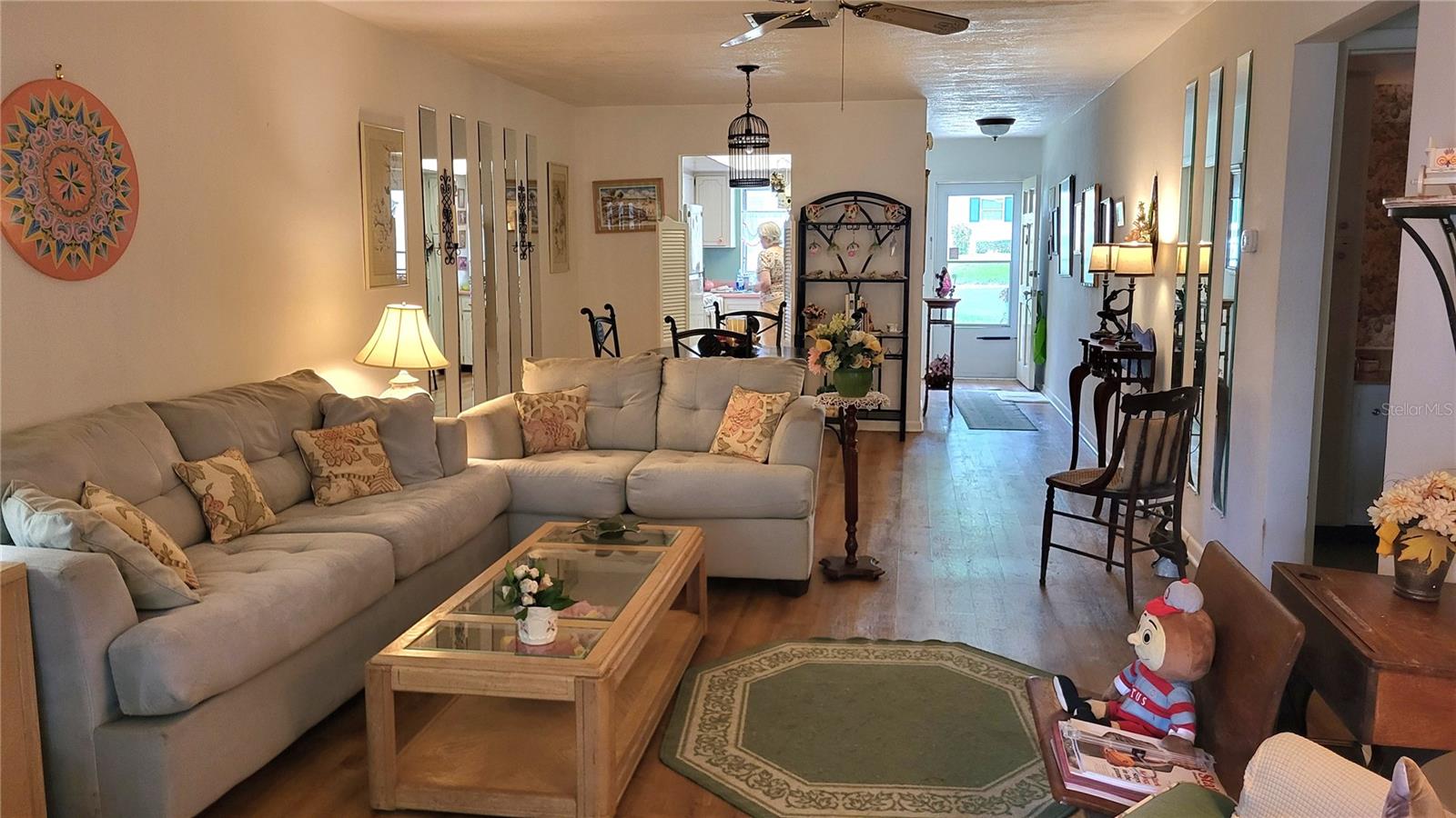 1421 NORMANDY PARK DR #4 — photo 7