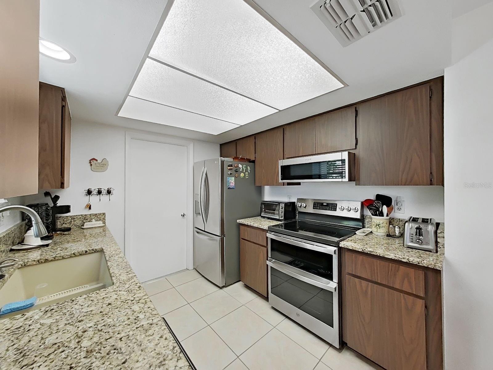 2819 THISTLE CT S — photo 11