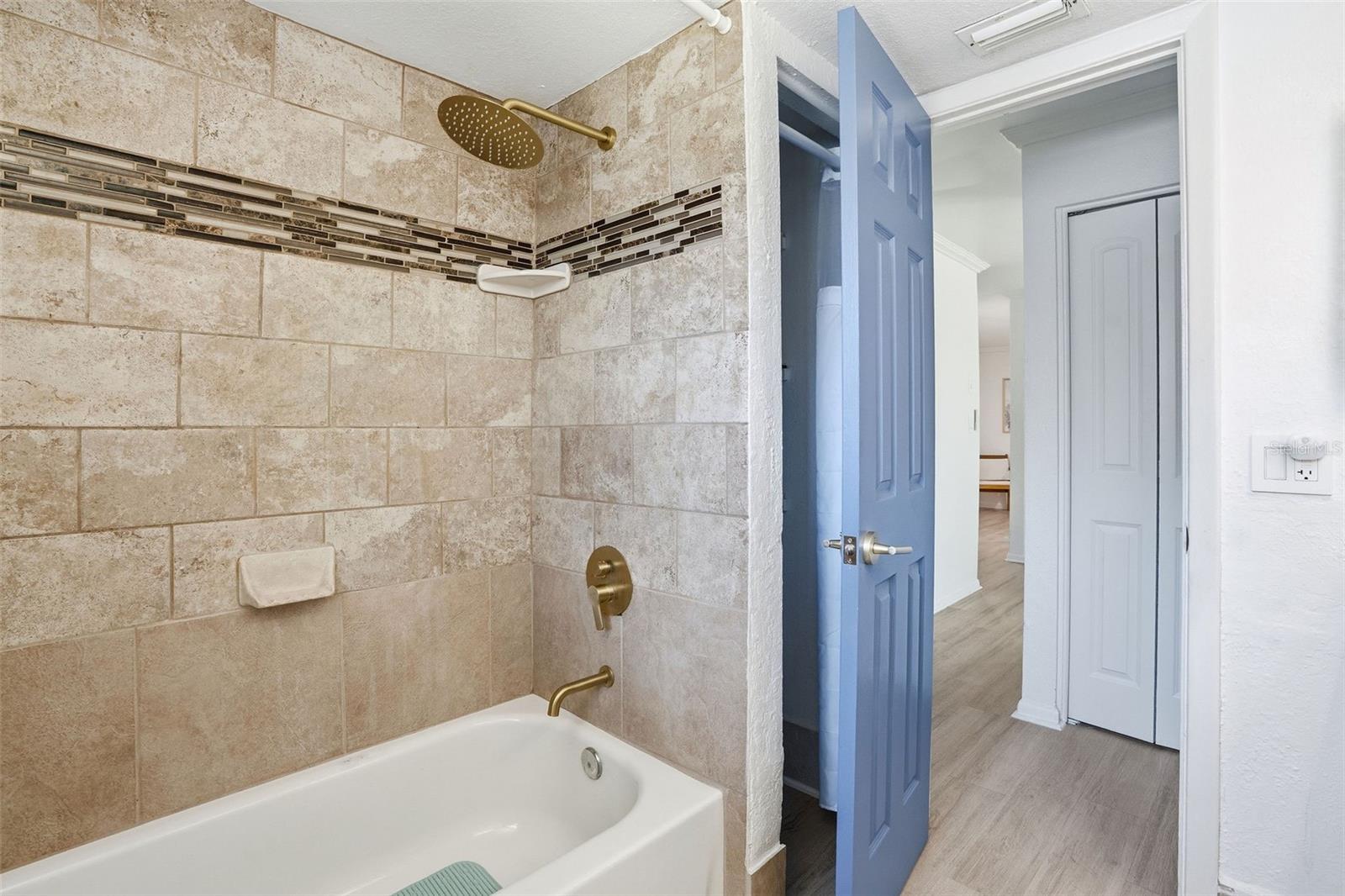1130 WYATT ST — photo 19