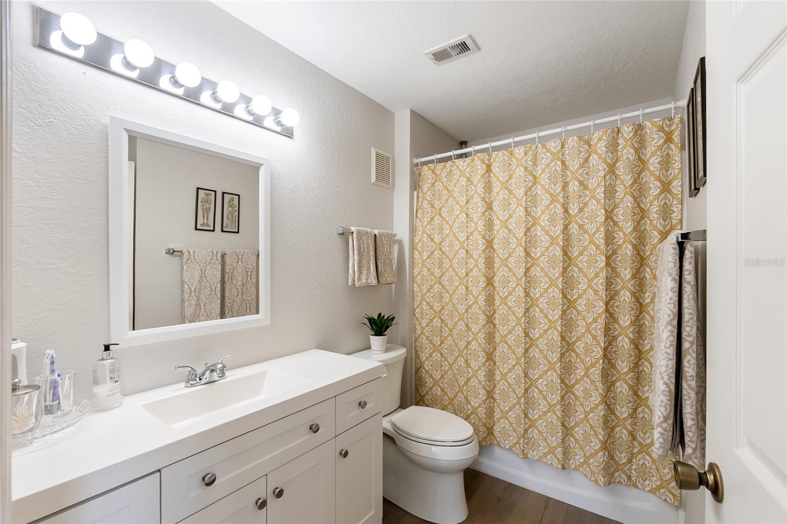 8933 MANOR LOOP #104 — photo 15