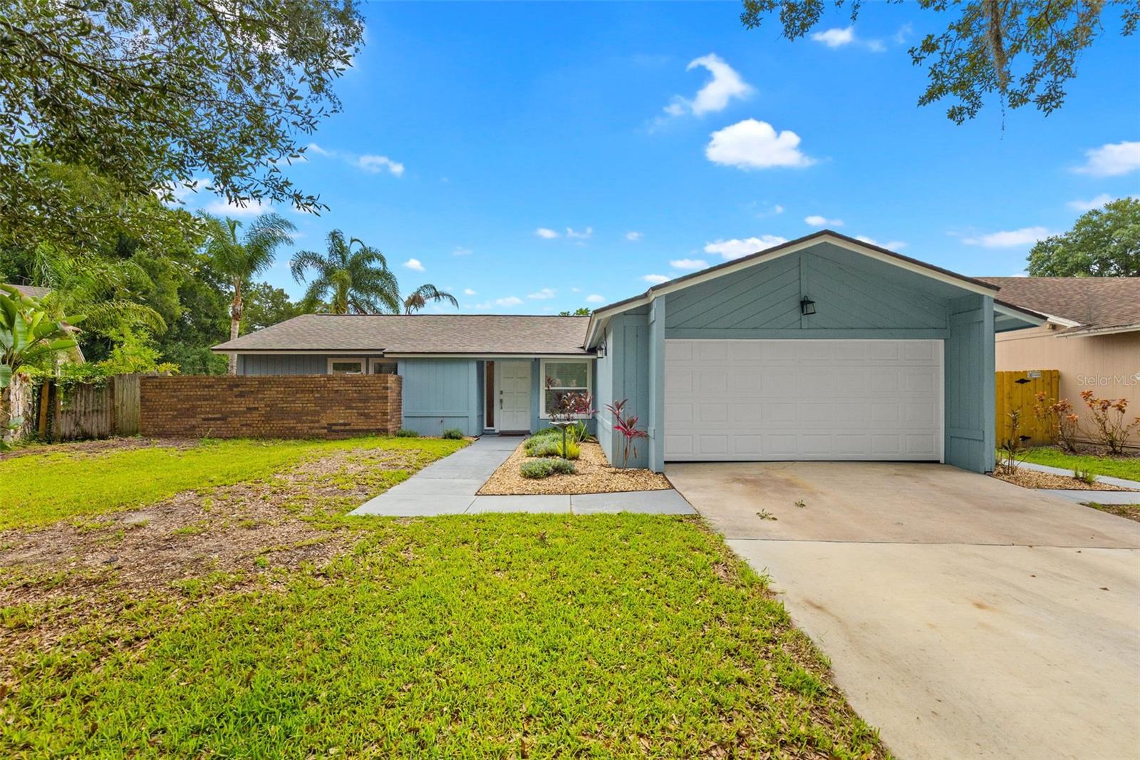 15917 COUNTRY FARM PL — photo 2